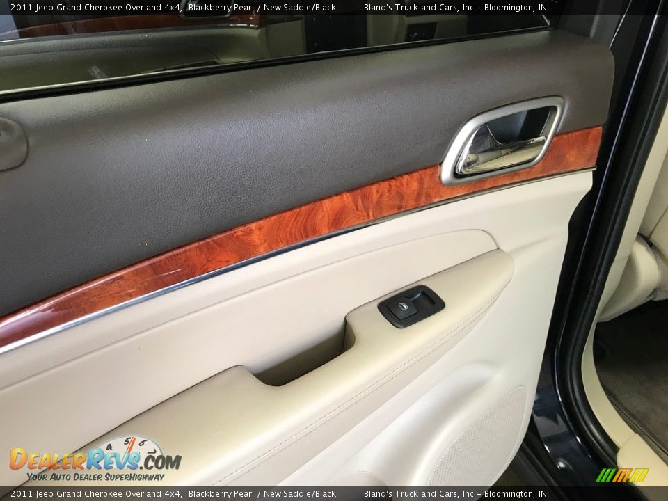 2011 Jeep Grand Cherokee Overland 4x4 Blackberry Pearl / New Saddle/Black Photo #31