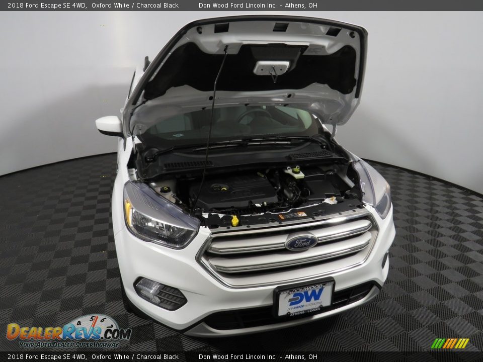 2018 Ford Escape SE 4WD Oxford White / Charcoal Black Photo #5