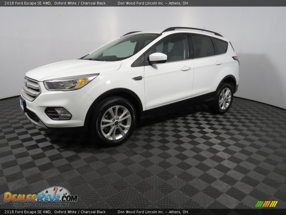 2018 Ford Escape SE 4WD Oxford White / Charcoal Black Photo #7