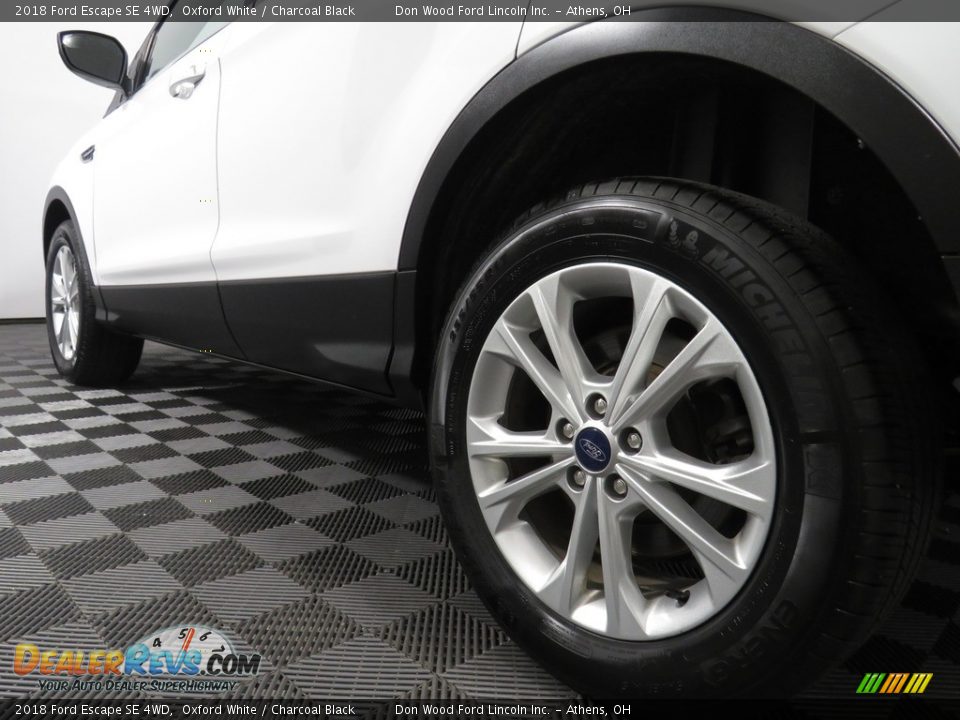 2018 Ford Escape SE 4WD Oxford White / Charcoal Black Photo #10