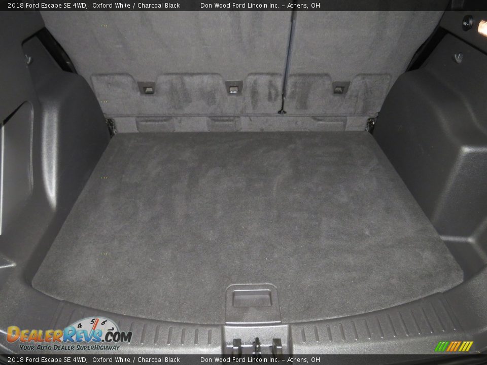 2018 Ford Escape SE 4WD Oxford White / Charcoal Black Photo #13