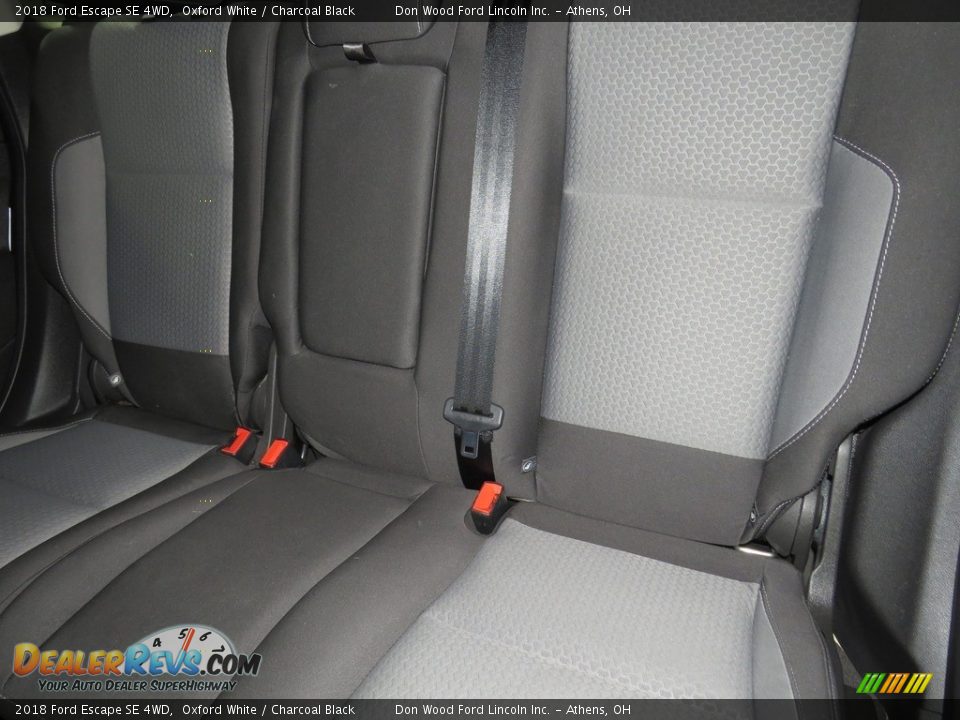 2018 Ford Escape SE 4WD Oxford White / Charcoal Black Photo #24