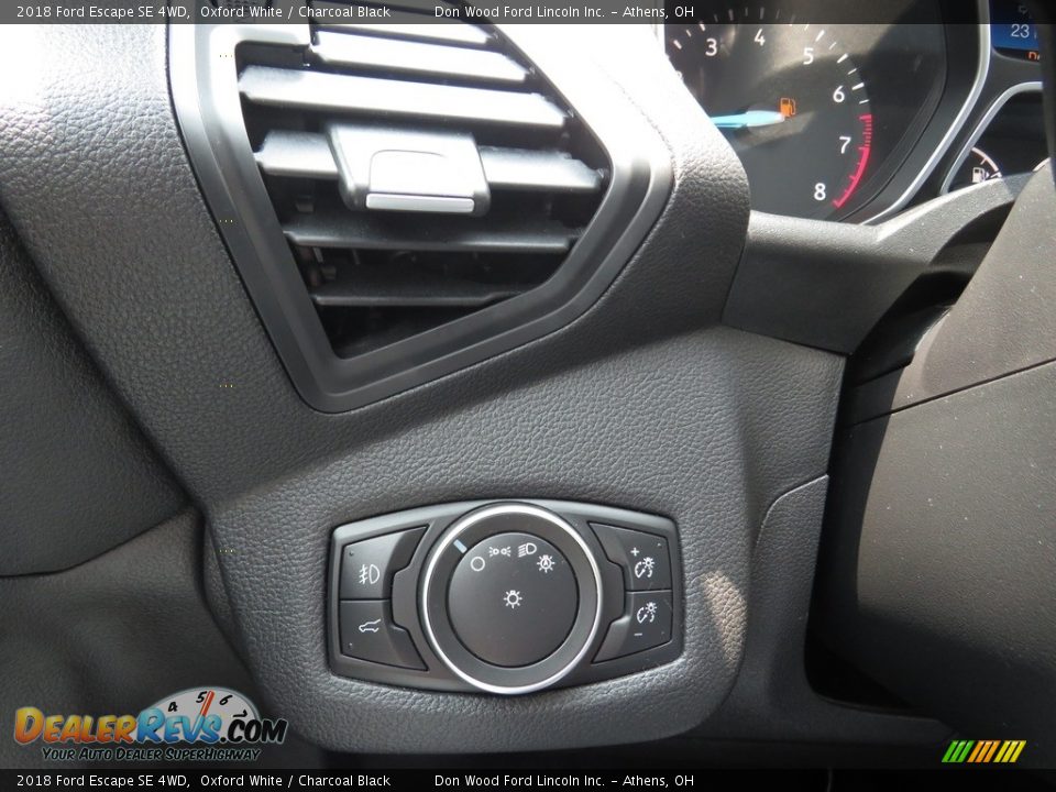 2018 Ford Escape SE 4WD Oxford White / Charcoal Black Photo #36