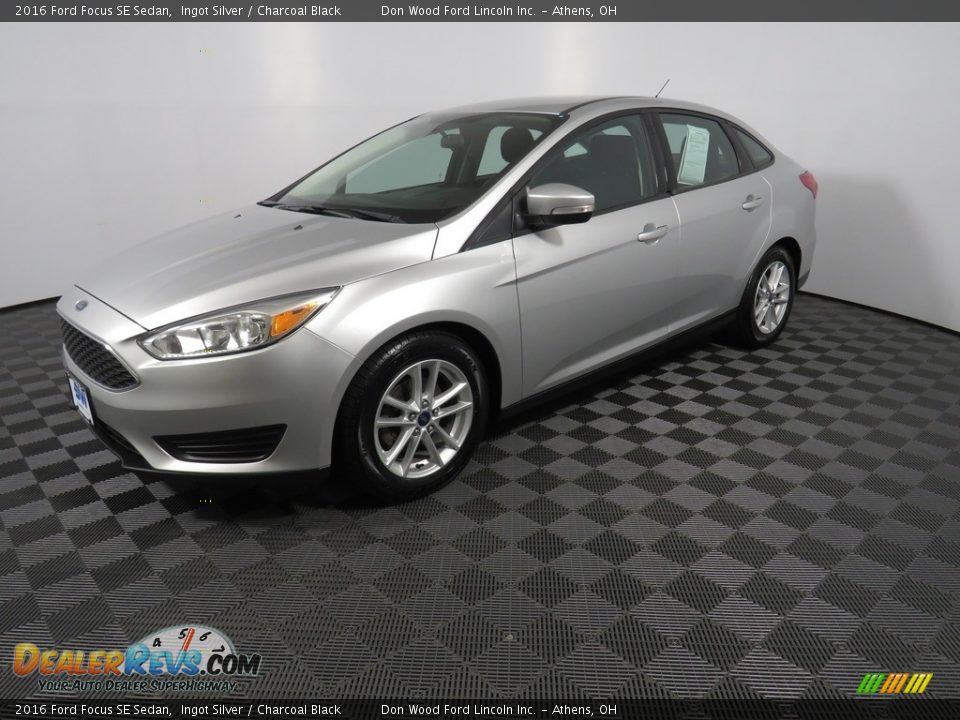 2016 Ford Focus SE Sedan Ingot Silver / Charcoal Black Photo #7