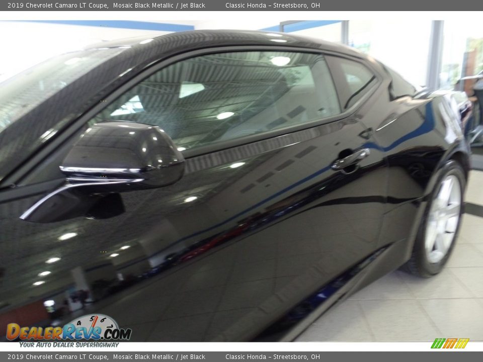 2019 Chevrolet Camaro LT Coupe Mosaic Black Metallic / Jet Black Photo #8