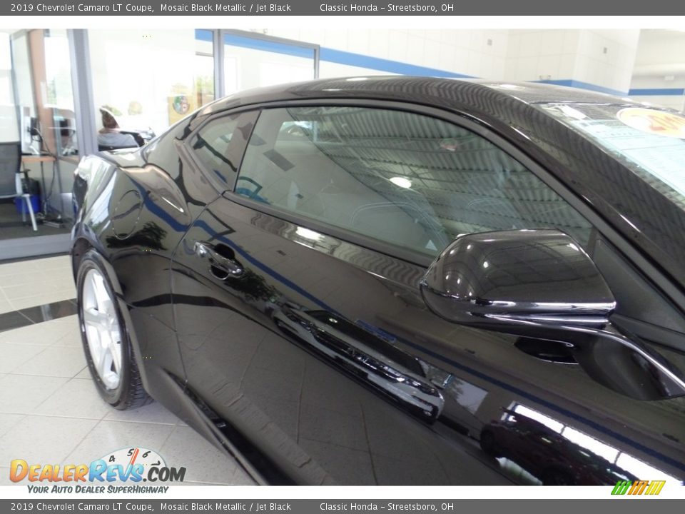 2019 Chevrolet Camaro LT Coupe Mosaic Black Metallic / Jet Black Photo #11