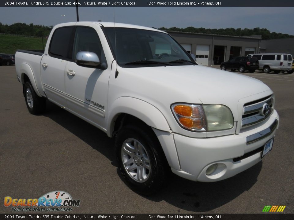 2004 Toyota Tundra SR5 Double Cab 4x4 Natural White / Light Charcoal Photo #2