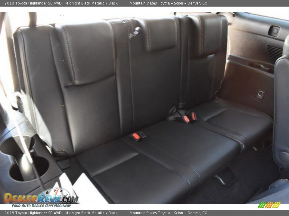 2018 Toyota Highlander SE AWD Midnight Black Metallic / Black Photo #24