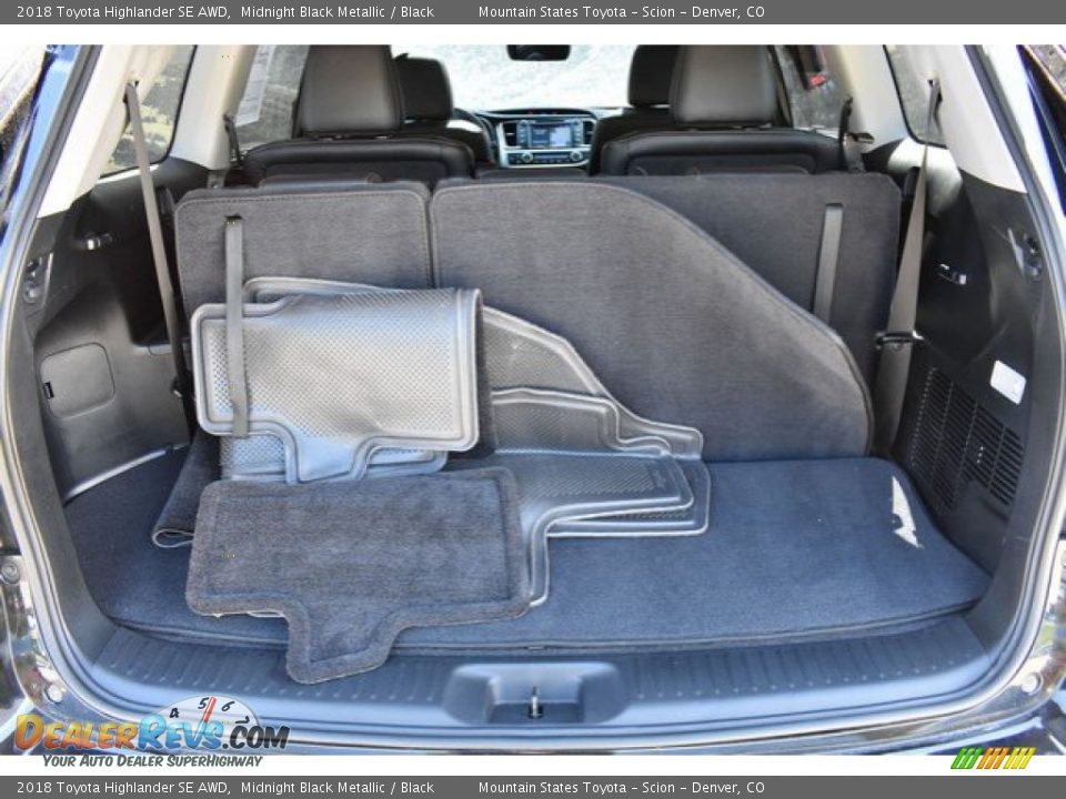 2018 Toyota Highlander SE AWD Midnight Black Metallic / Black Photo #28