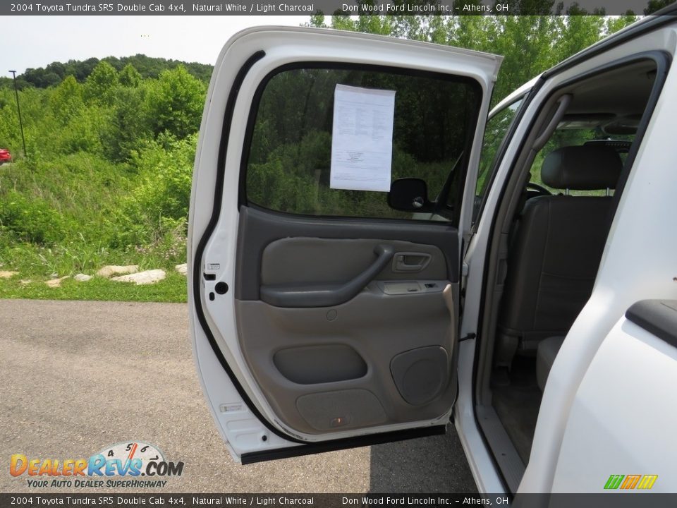 2004 Toyota Tundra SR5 Double Cab 4x4 Natural White / Light Charcoal Photo #23