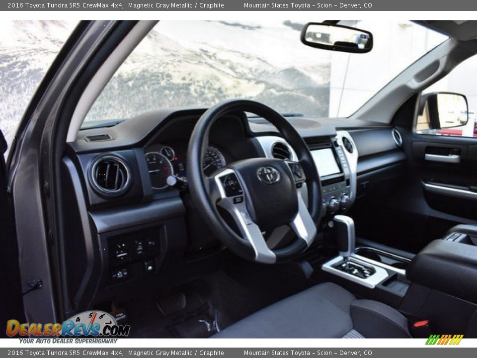 2016 Toyota Tundra SR5 CrewMax 4x4 Magnetic Gray Metallic / Graphite Photo #10
