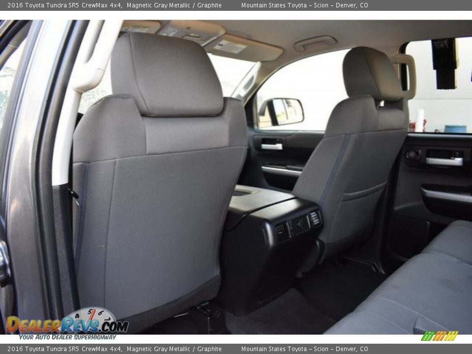 2016 Toyota Tundra SR5 CrewMax 4x4 Magnetic Gray Metallic / Graphite Photo #19