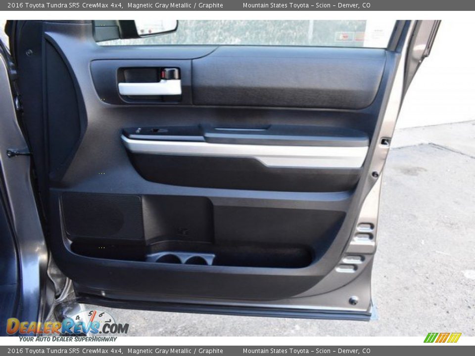 2016 Toyota Tundra SR5 CrewMax 4x4 Magnetic Gray Metallic / Graphite Photo #25