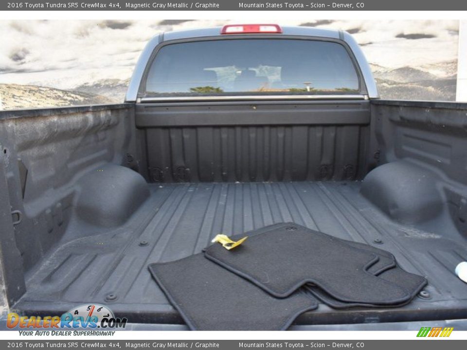 2016 Toyota Tundra SR5 CrewMax 4x4 Magnetic Gray Metallic / Graphite Photo #26