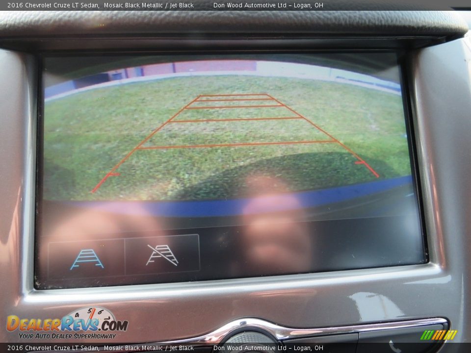 2016 Chevrolet Cruze LT Sedan Mosaic Black Metallic / Jet Black Photo #2