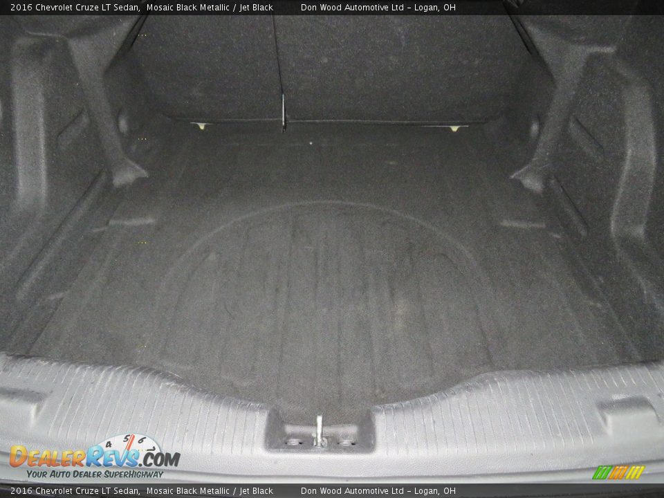 2016 Chevrolet Cruze LT Sedan Mosaic Black Metallic / Jet Black Photo #14