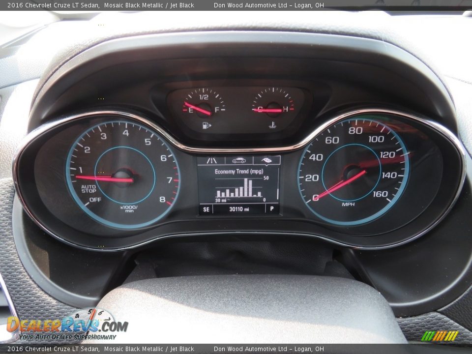 2016 Chevrolet Cruze LT Sedan Mosaic Black Metallic / Jet Black Photo #17