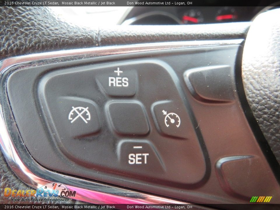 2016 Chevrolet Cruze LT Sedan Mosaic Black Metallic / Jet Black Photo #20