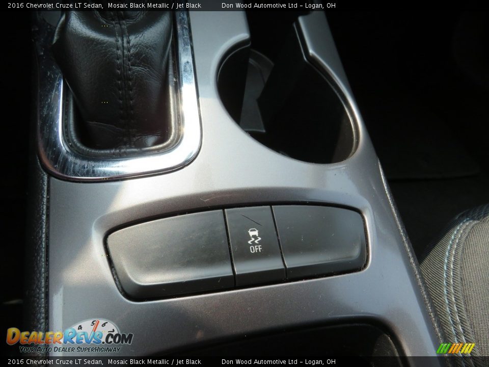 2016 Chevrolet Cruze LT Sedan Mosaic Black Metallic / Jet Black Photo #25