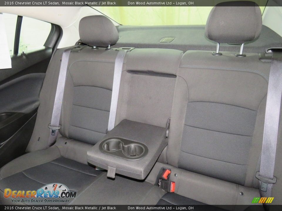 2016 Chevrolet Cruze LT Sedan Mosaic Black Metallic / Jet Black Photo #29