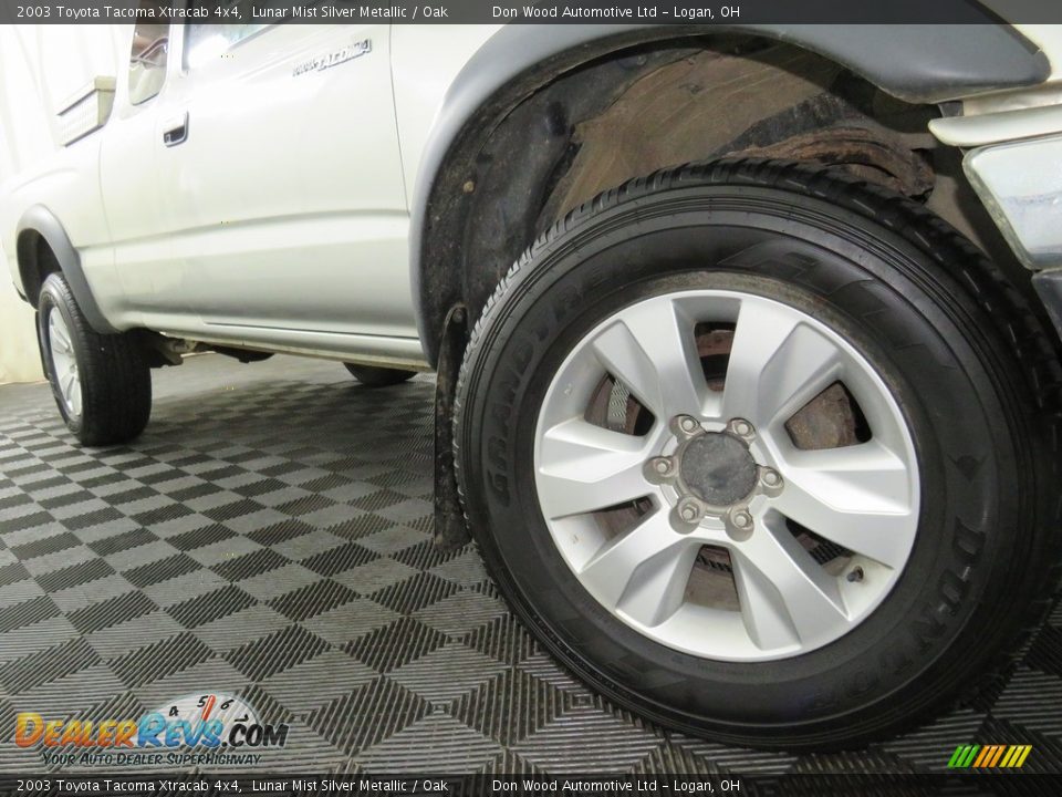 2003 Toyota Tacoma Xtracab 4x4 Lunar Mist Silver Metallic / Oak Photo #2