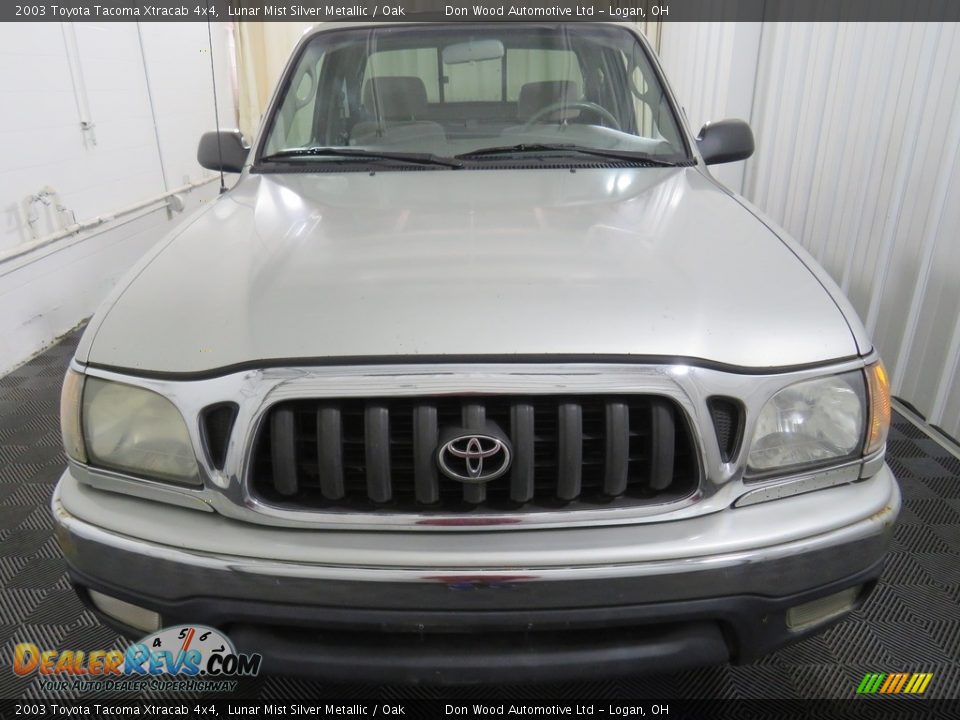 2003 Toyota Tacoma Xtracab 4x4 Lunar Mist Silver Metallic / Oak Photo #4