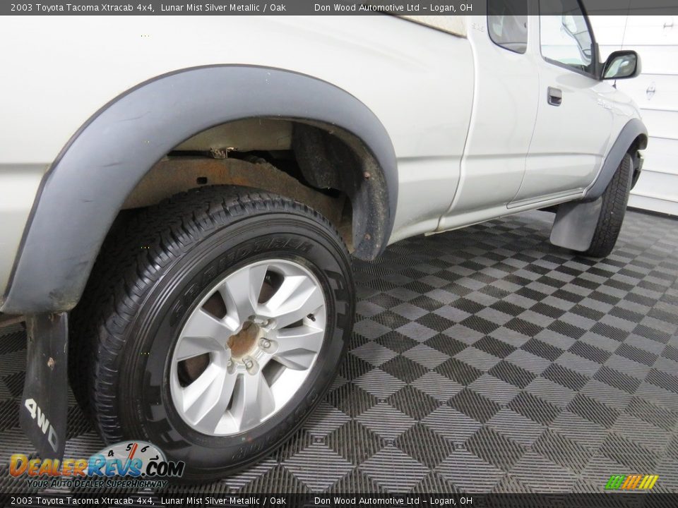2003 Toyota Tacoma Xtracab 4x4 Lunar Mist Silver Metallic / Oak Photo #14