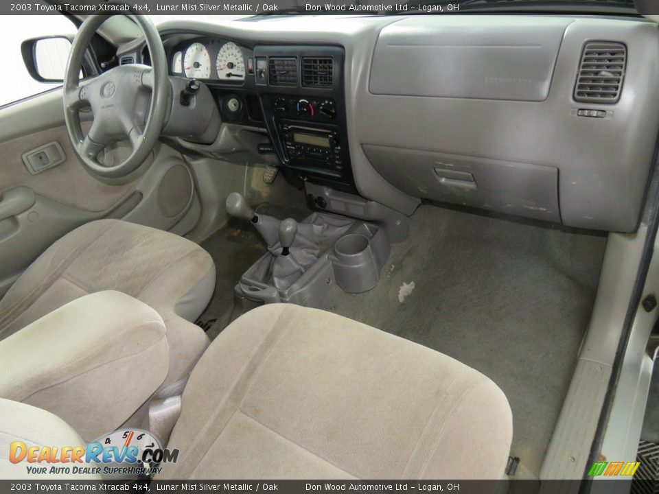2003 Toyota Tacoma Xtracab 4x4 Lunar Mist Silver Metallic / Oak Photo #27