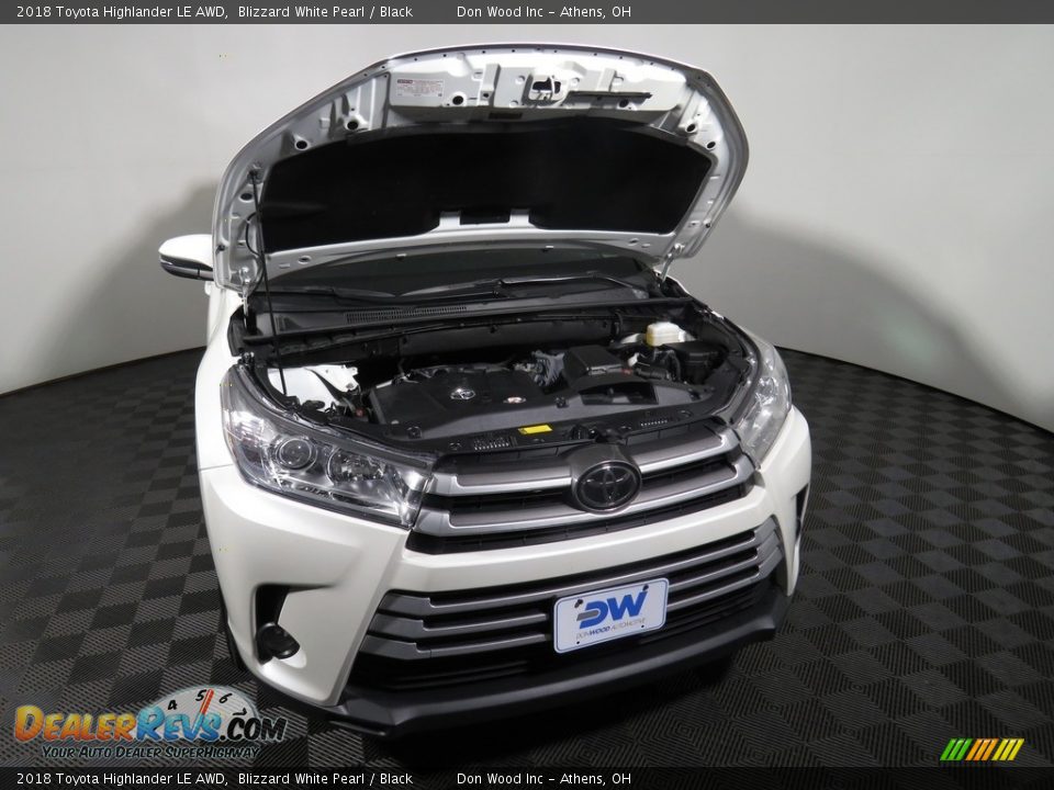 2018 Toyota Highlander LE AWD Blizzard White Pearl / Black Photo #5