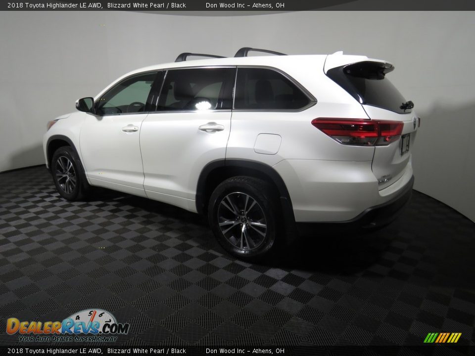 2018 Toyota Highlander LE AWD Blizzard White Pearl / Black Photo #9