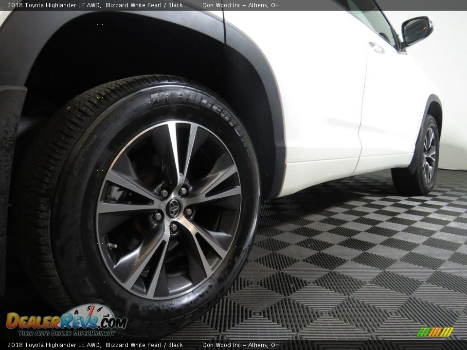 2018 Toyota Highlander LE AWD Blizzard White Pearl / Black Photo #16