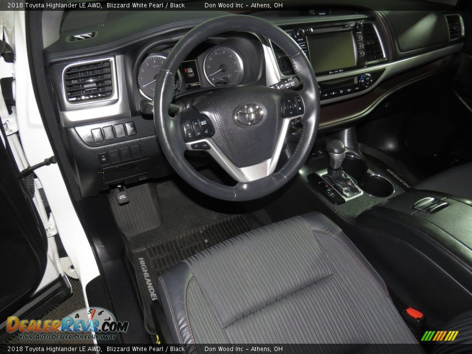 2018 Toyota Highlander LE AWD Blizzard White Pearl / Black Photo #23