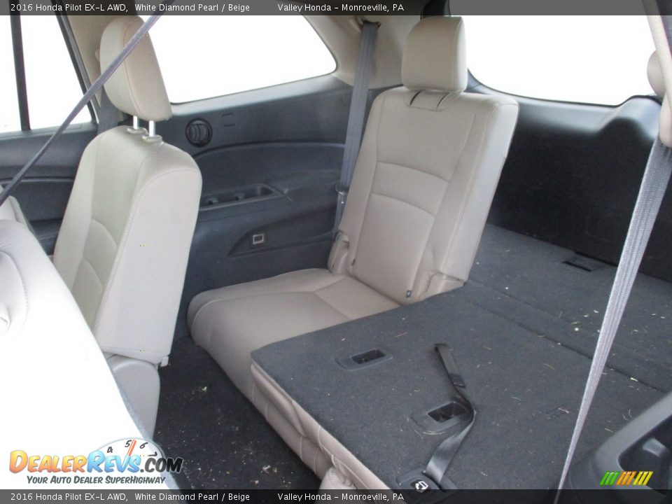 2016 Honda Pilot EX-L AWD White Diamond Pearl / Beige Photo #12
