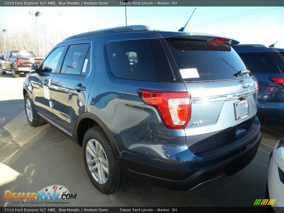 2019 Ford Explorer XLT 4WD Blue Metallic / Medium Stone Photo #3