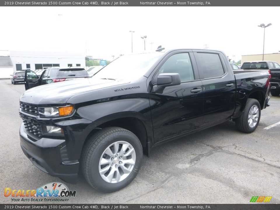 2019 Chevrolet Silverado 1500 Custom Crew Cab 4WD Black / Jet Black Photo #1