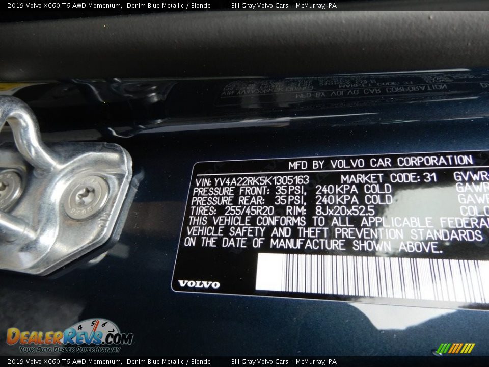 2019 Volvo XC60 T6 AWD Momentum Denim Blue Metallic / Blonde Photo #11