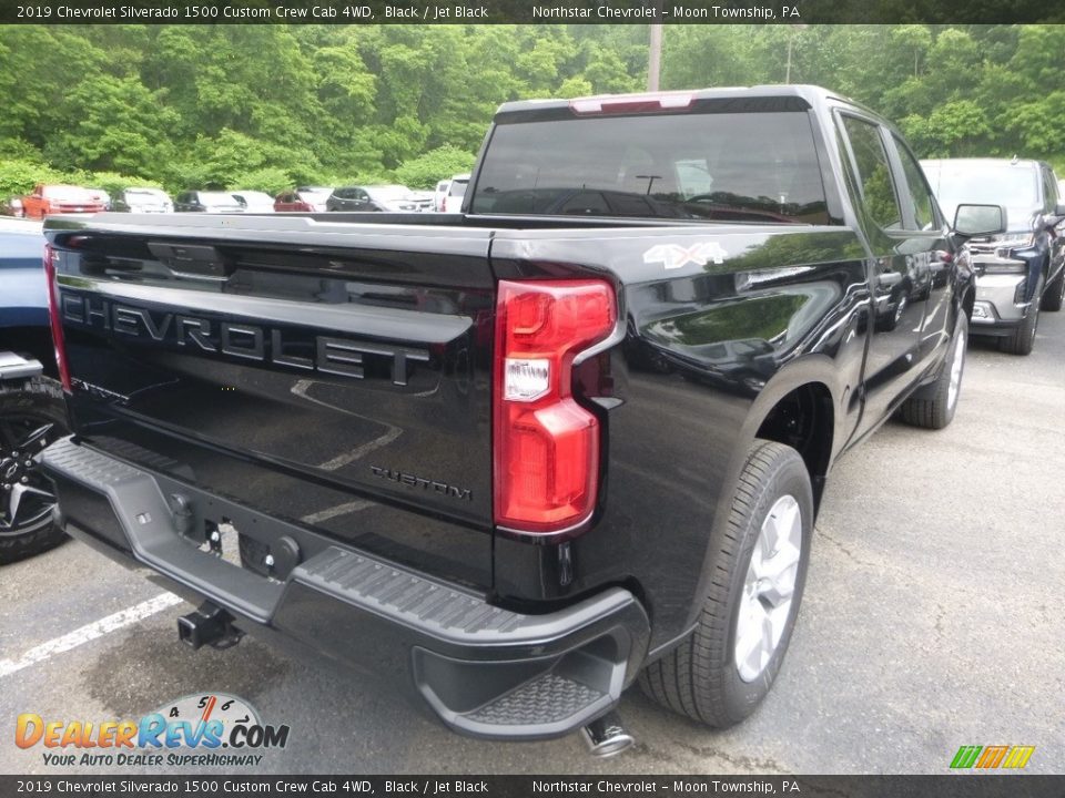 2019 Chevrolet Silverado 1500 Custom Crew Cab 4WD Black / Jet Black Photo #5