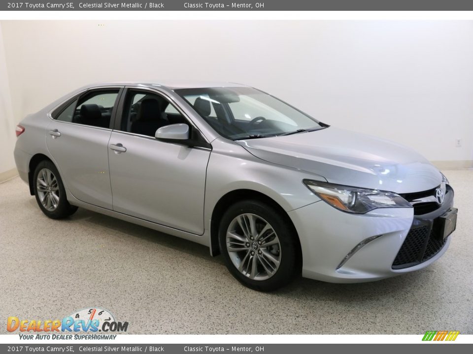 2017 Toyota Camry SE Celestial Silver Metallic / Black Photo #1