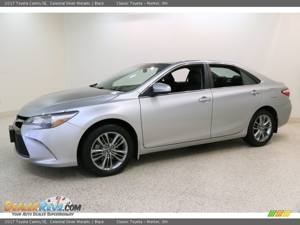 2017 Toyota Camry SE Celestial Silver Metallic / Black Photo #3