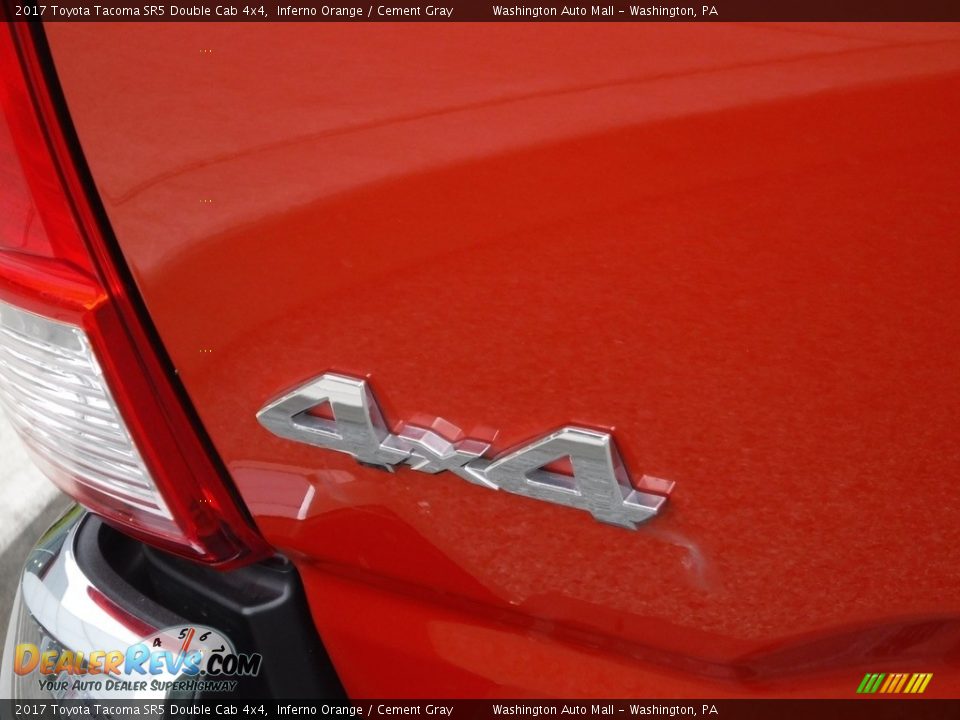 2017 Toyota Tacoma SR5 Double Cab 4x4 Inferno Orange / Cement Gray Photo #12