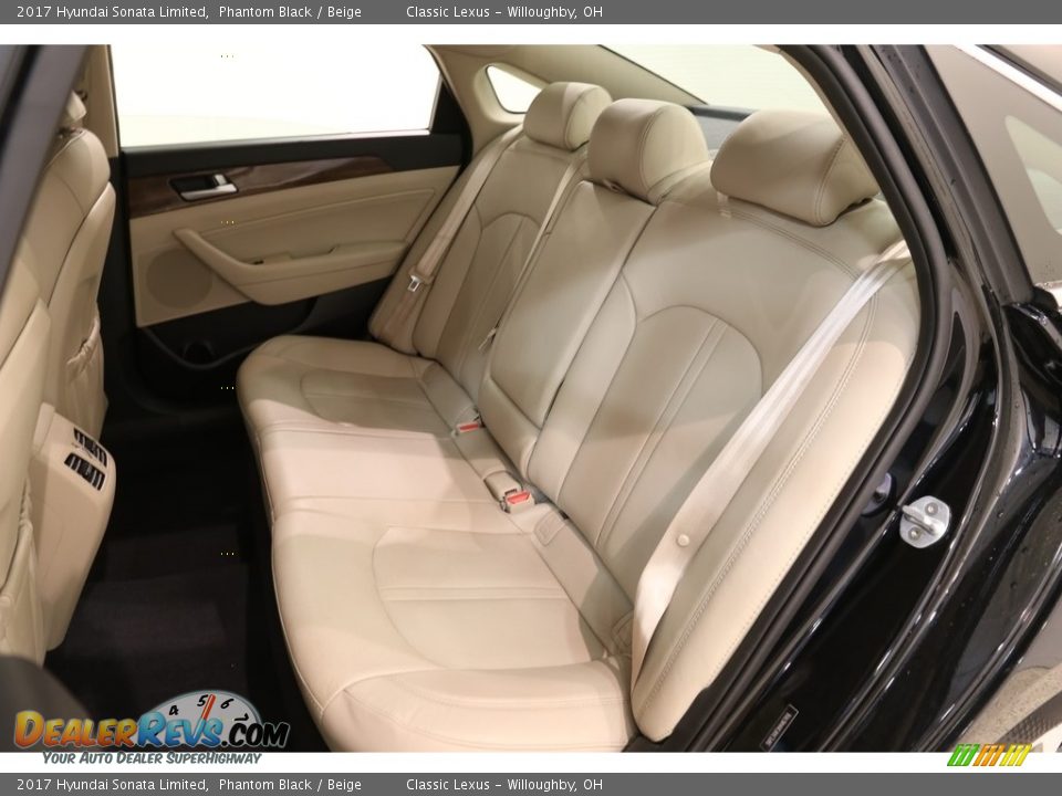 2017 Hyundai Sonata Limited Phantom Black / Beige Photo #17