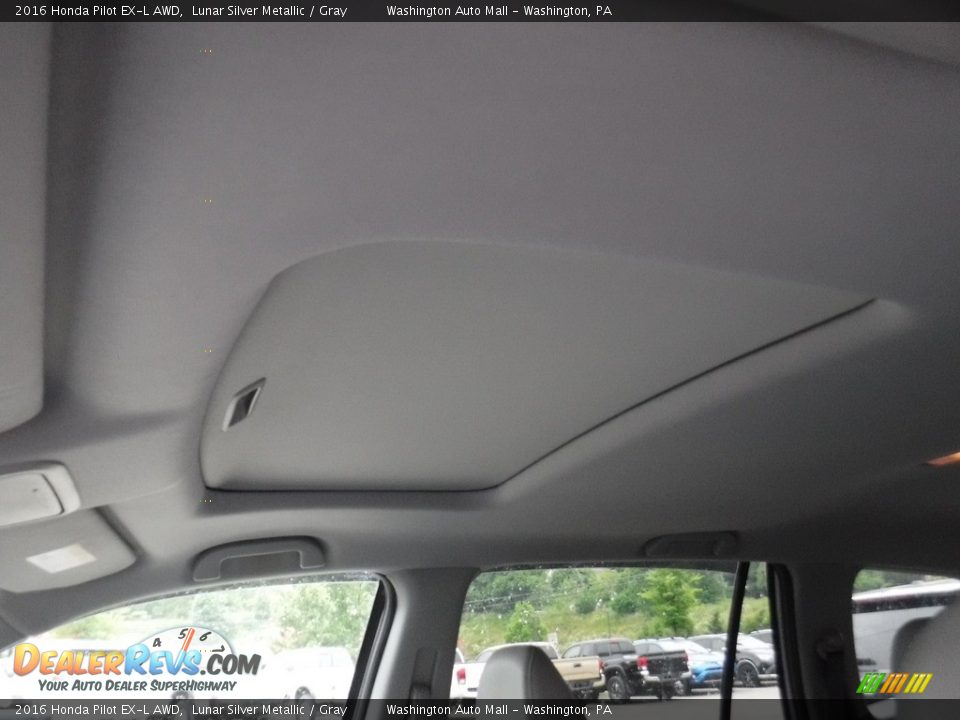 2016 Honda Pilot EX-L AWD Lunar Silver Metallic / Gray Photo #11