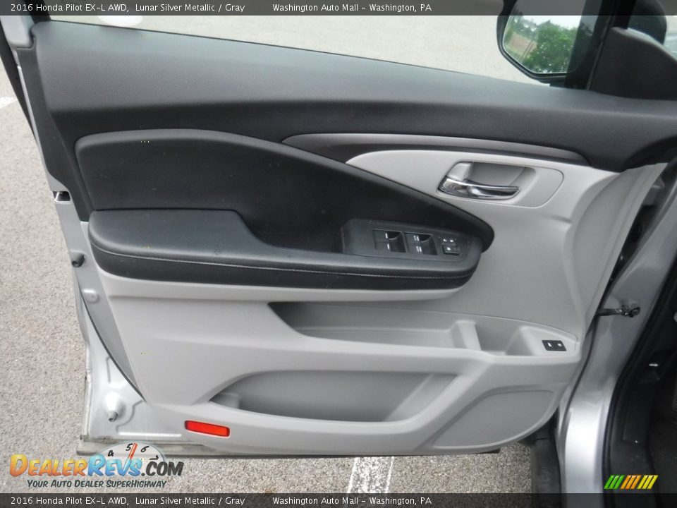 2016 Honda Pilot EX-L AWD Lunar Silver Metallic / Gray Photo #12