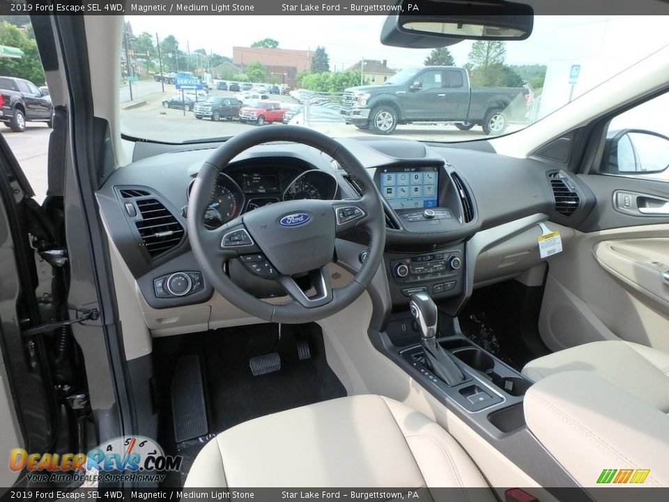 2019 Ford Escape SEL 4WD Magnetic / Medium Light Stone Photo #12