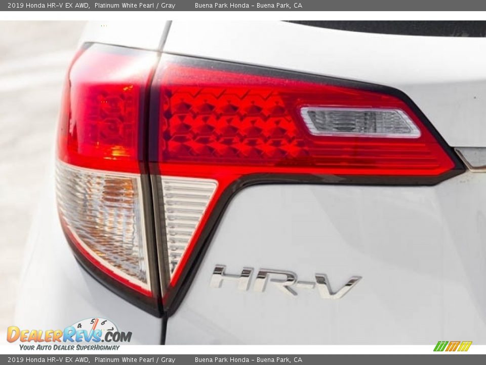 2019 Honda HR-V EX AWD Platinum White Pearl / Gray Photo #7