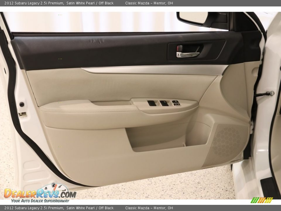 2012 Subaru Legacy 2.5i Premium Satin White Pearl / Off Black Photo #4