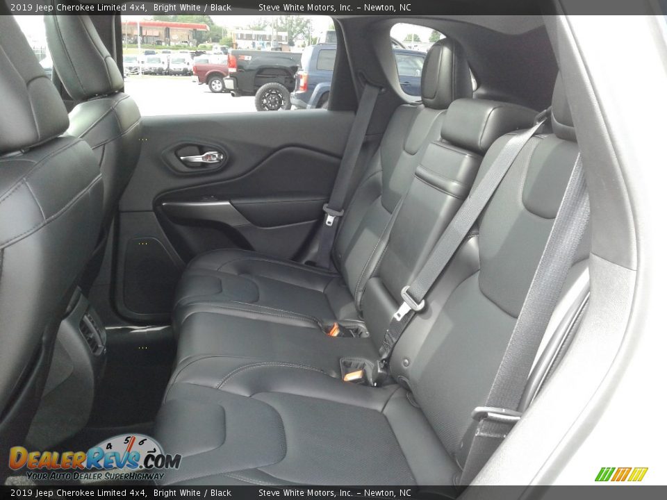 2019 Jeep Cherokee Limited 4x4 Bright White / Black Photo #11