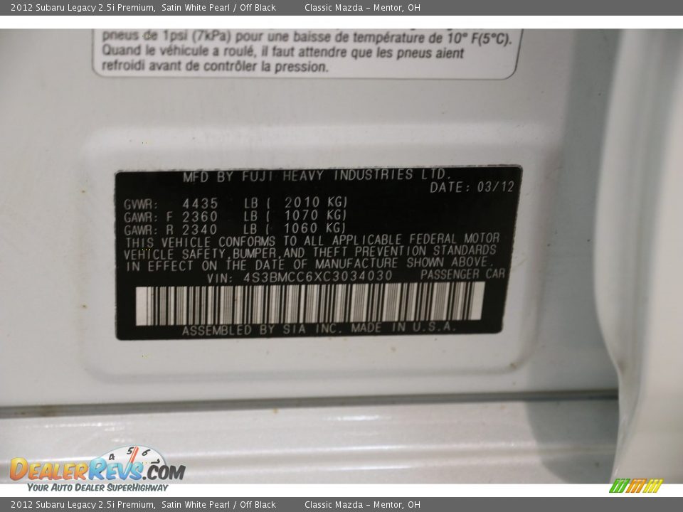 2012 Subaru Legacy 2.5i Premium Satin White Pearl / Off Black Photo #25