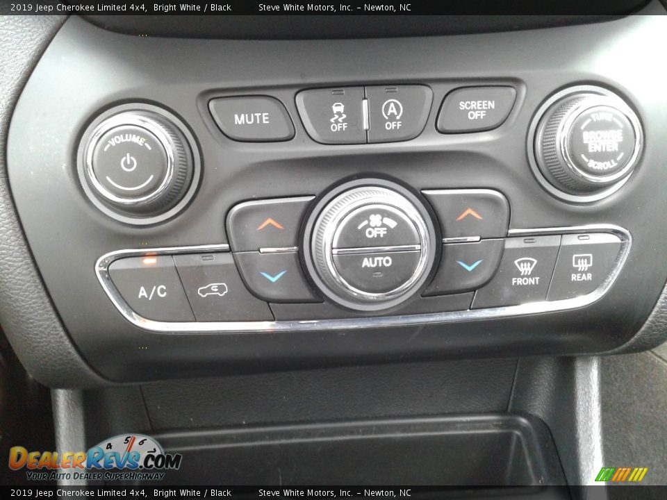 2019 Jeep Cherokee Limited 4x4 Bright White / Black Photo #26