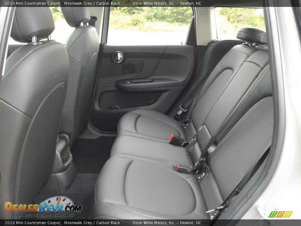 Rear Seat of 2019 Mini Countryman Cooper Photo #11